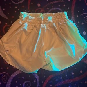 Hottie hot low-rise lined shorts (highlighter yellow)
